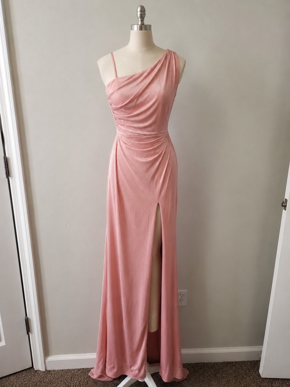 Velvet Pink One-Shoulder Pink Evening Gown with High Slit